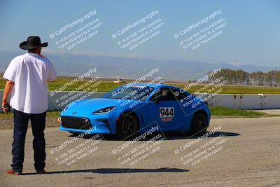media/Apr-01-2023-Speed Ventures(Sat) [[0a098caa64]]/Red Group/Grids/
